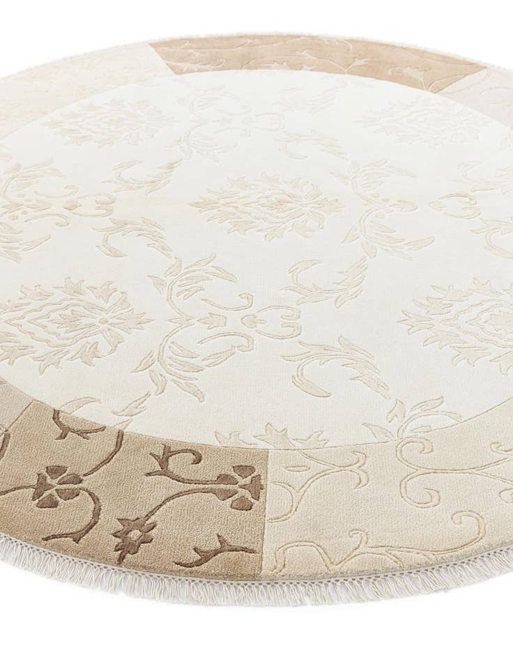 Detail image of  6' 7 x 6' 7  Hand Knotted Darya Round Rug