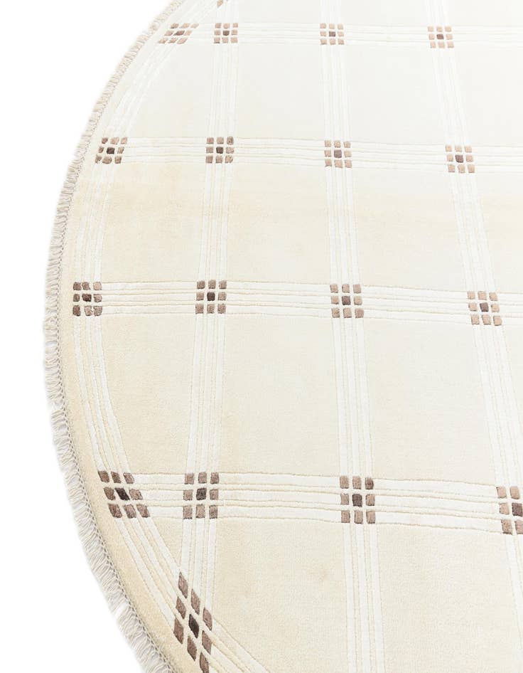 Detail image of  6' 4 x 6' 4  Hand Knotted Darya Round Rug