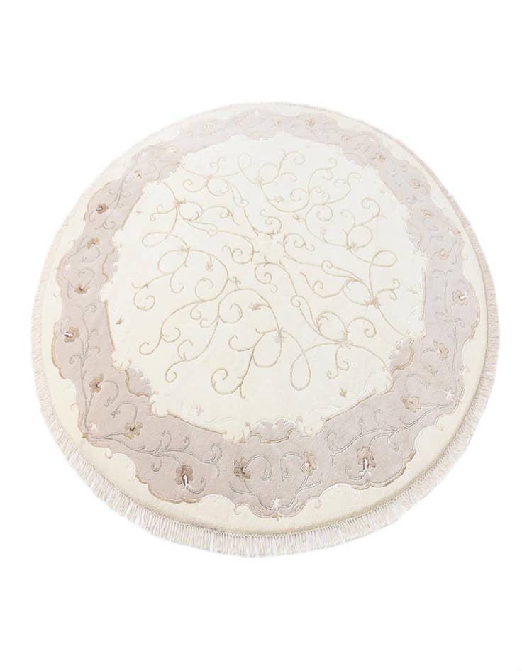 Detail image of  7' 10 x 7' 10  Hand Knotted Darya Wool Round Rug