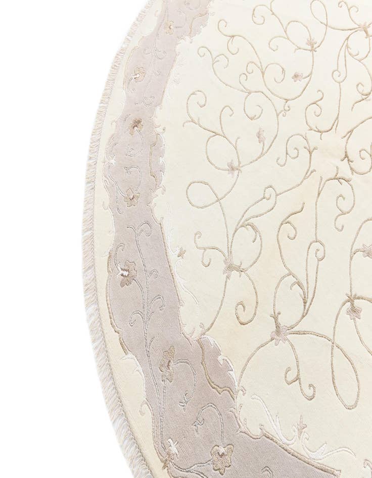 Detail image of  7' 10 x 7' 10  Hand Knotted Darya Wool Round Rug