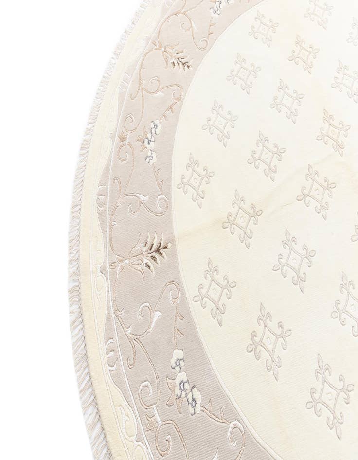 Detail image of  8' 3 x 8' 3  Hand Knotted Darya Wool Round Rug