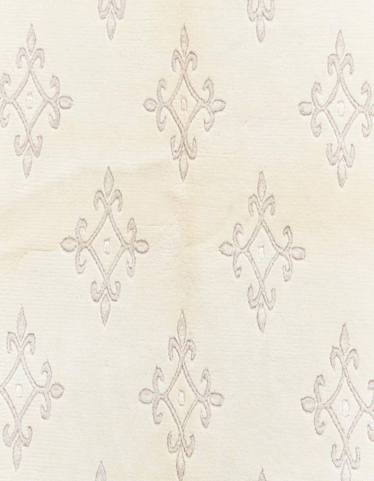 Detail image of  8' 3 x 8' 3  Hand Knotted Darya Wool Round Rug