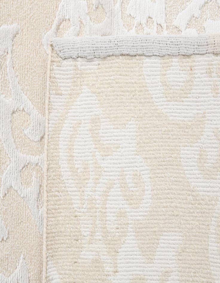 Detail image of  2' 9 x 9' 11  Hand Knotted Darya Wool Runner Rug