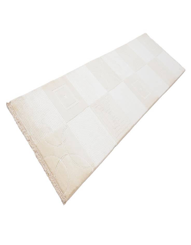 Detail image of  2' 9 x 9' 10  Hand Knotted Darya Wool Runner Rug