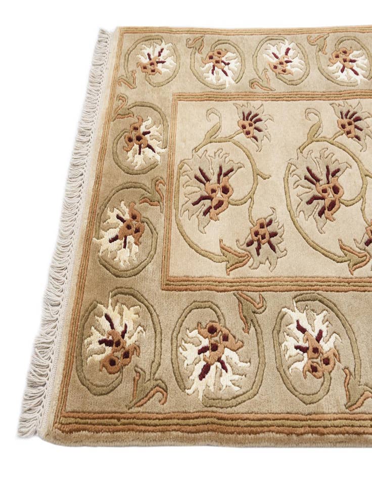 Detail image of  2' 8 x 9' 9  Hand Knotted Darya Wool Runner Rug