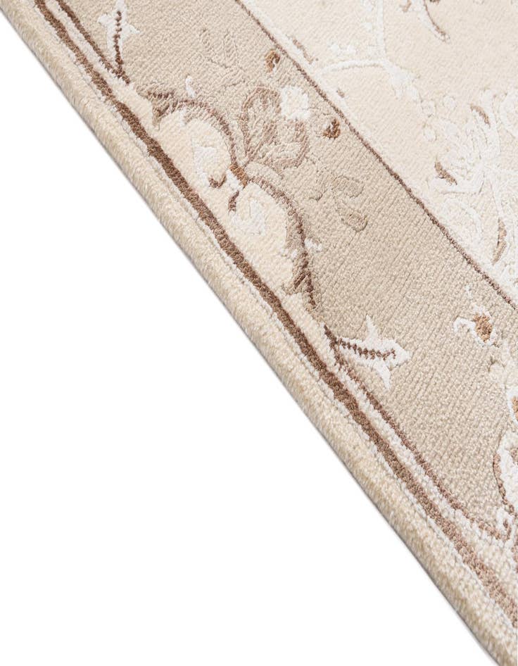 Detail image of  2' 10 x 10'  Hand Knotted Darya Wool Runner Rug