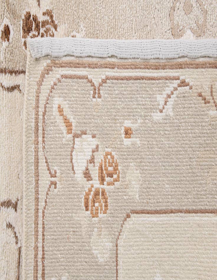 Detail image of  2' 10 x 10'  Hand Knotted Darya Wool Runner Rug
