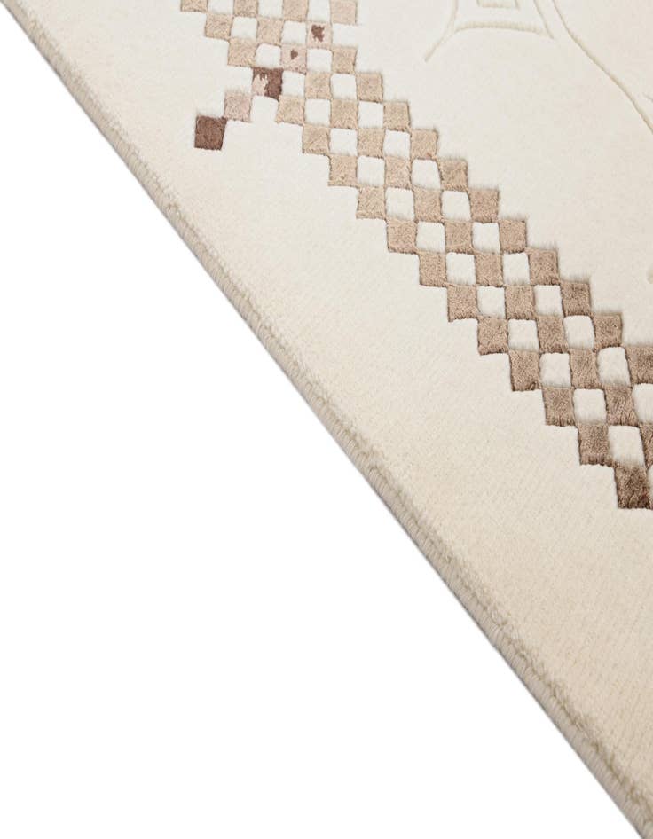 Detail image of  2' 9 x 9' 7  Hand Knotted Darya Wool Runner Rug