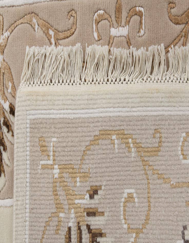 Detail image of  2' 9 x 9' 9  Hand Knotted Darya Wool Runner Rug