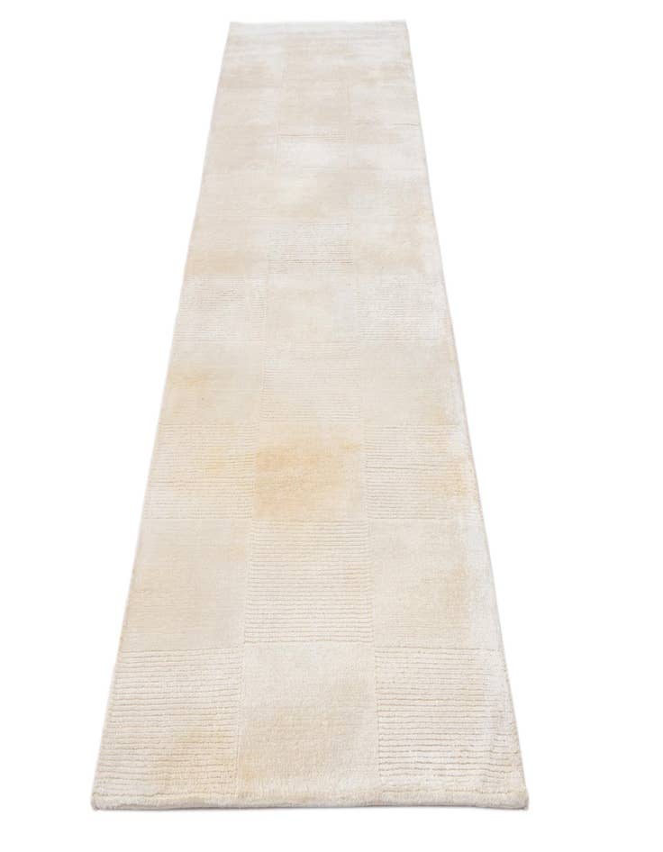 Detail image of  2' 8 x 9' 10  Hand Knotted Darya Wool Runner Rug