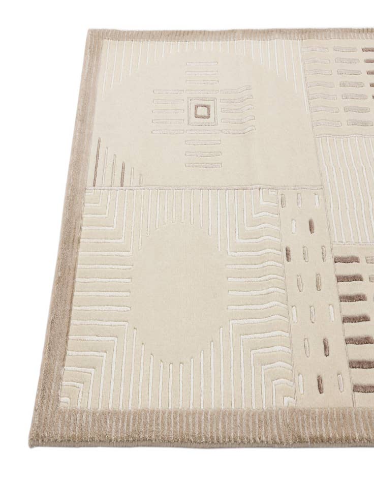 Detail image of  2' 7 x 9' 9  Hand Knotted Darya Wool Runner Rug