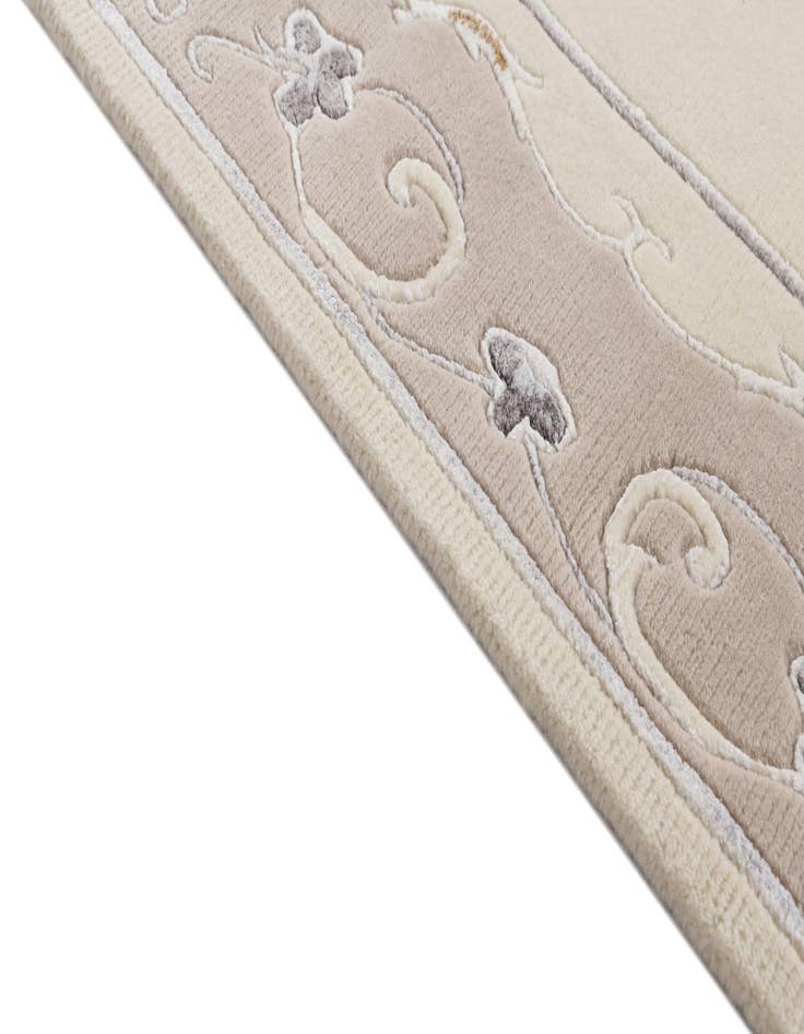 Detail image of  2' 8 x 10'  Hand Knotted Darya Wool Runner Rug