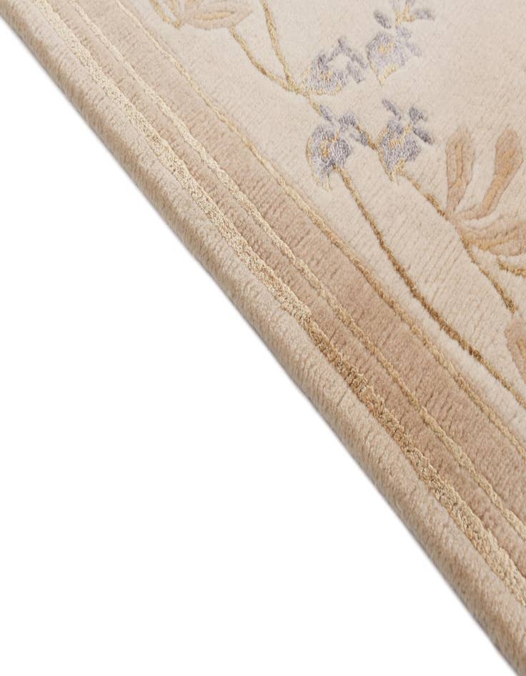 Detail image of  2' 7 x 9' 8  Hand Knotted Darya Wool Runner Rug