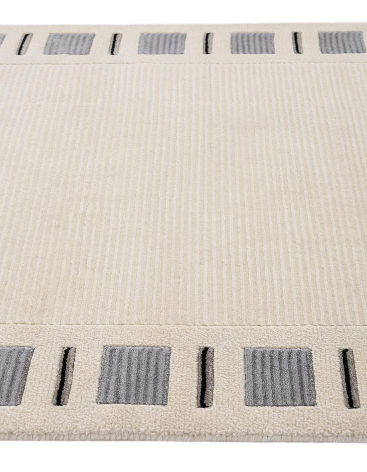 Detail image of  2' 8 x 9' 8  Hand Knotted Darya Wool Runner Rug