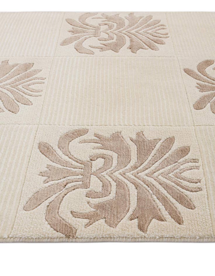 Detail image of  3' 3 x 13' 4  Hand Knotted Darya Wool Runner Rug