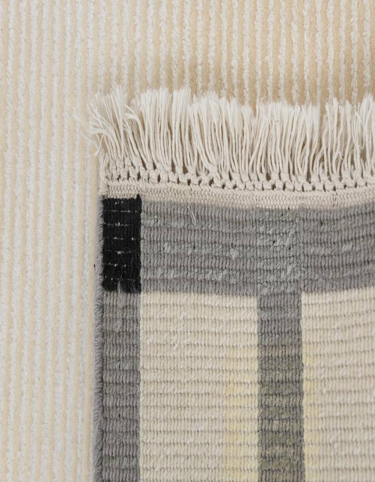 Detail image of  2' 7 x 12' 11  Hand Knotted Darya Wool Runner Rug