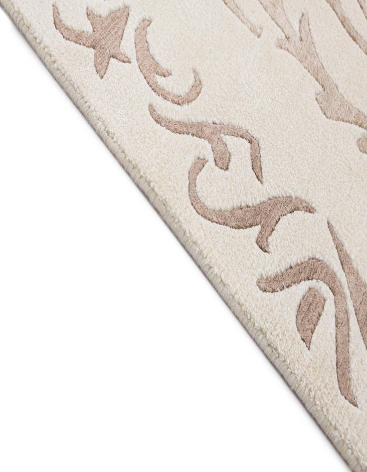 Detail image of  2' 7 x 13' 2  Hand Knotted Darya Wool Runner Rug