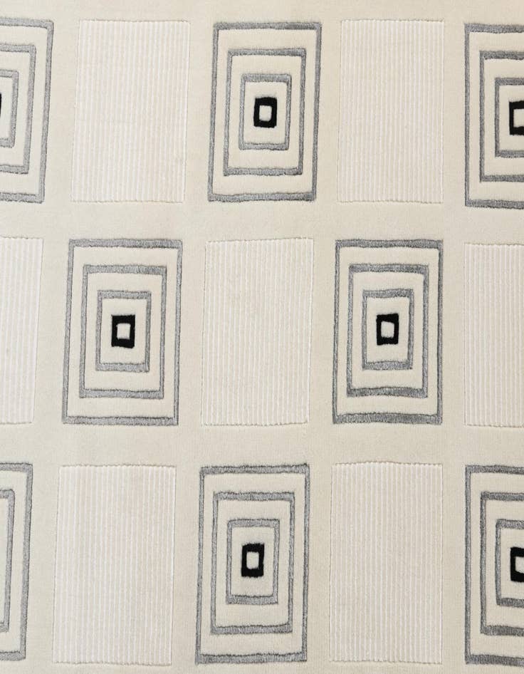 Detail image of  2' 7 x 13'  Hand Knotted Darya Wool Runner Rug