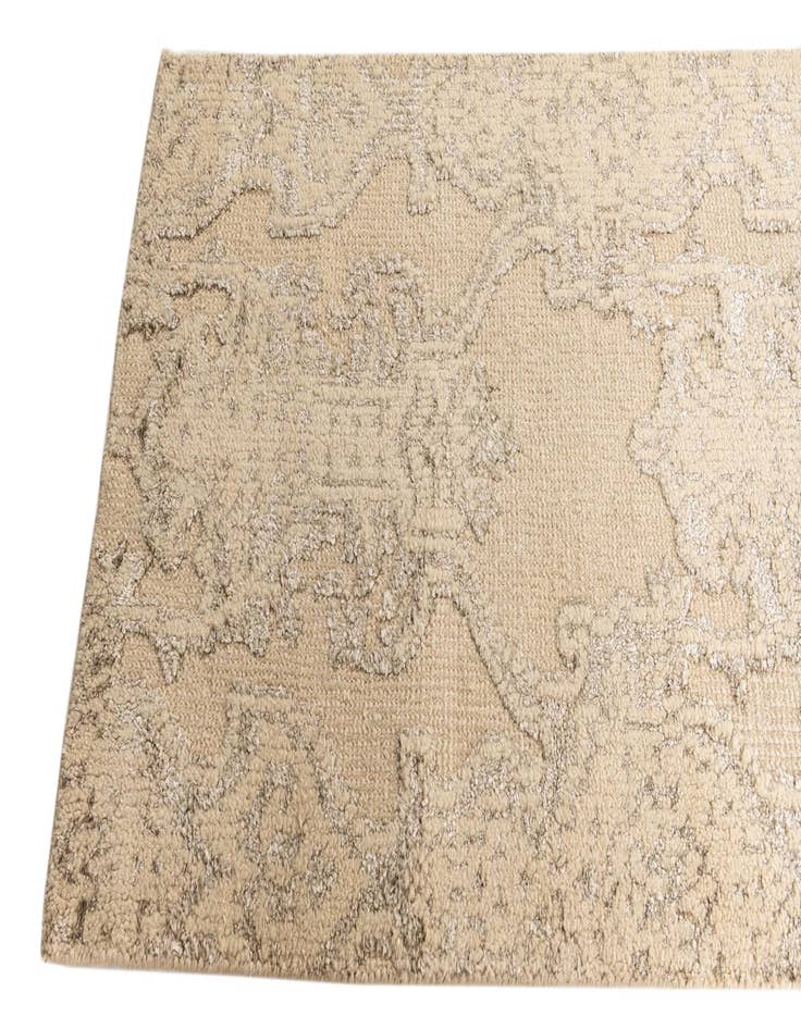 Detail image of  2' 8 x 8' 10  Hand Knotted Darya Runner Rug