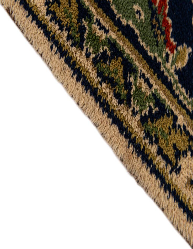 Detail image of  5' x 12' Sarough Wool Runner Rug