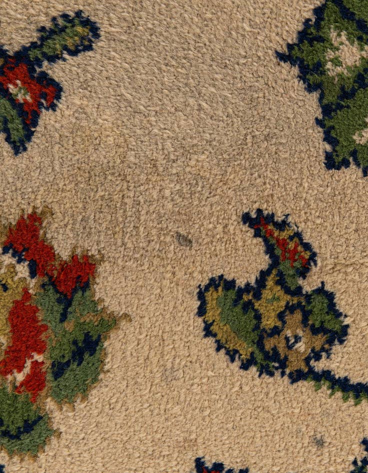 Detail image of  5' x 12' Sarough Wool Runner Rug