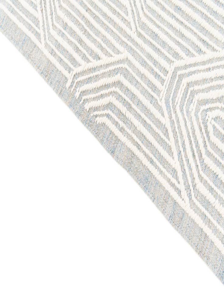 Detail image of  4' 1 x 6' 2  Hand Woven  Rug