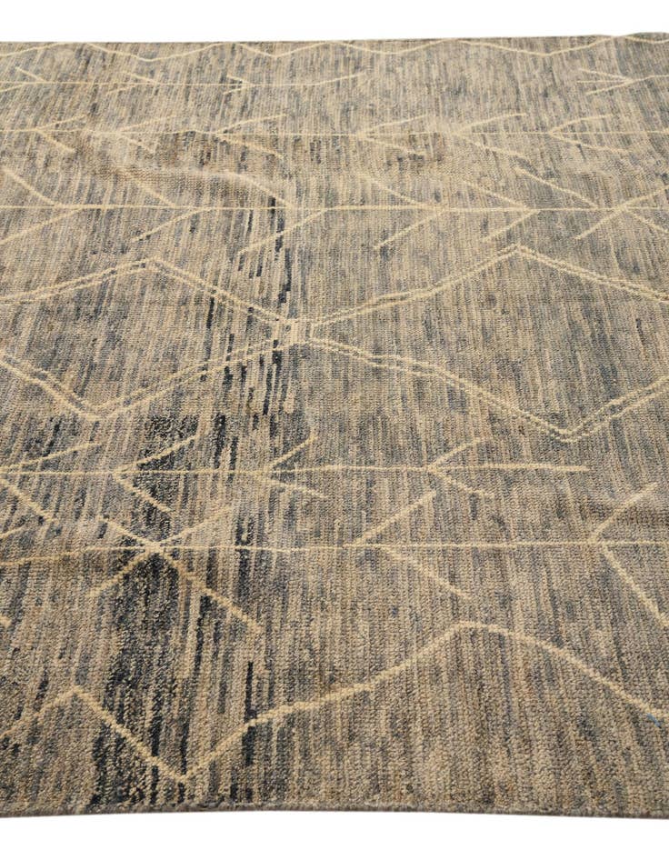 Detail image of  6' 7 x 10' 3  Hand Knotted Darya Wool Rug