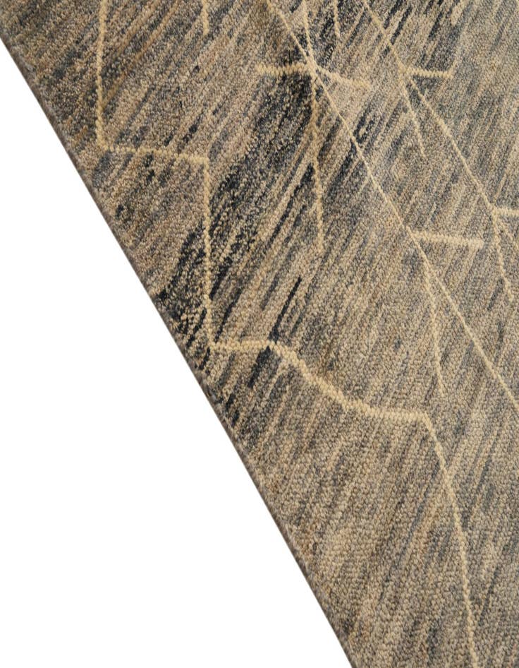 Detail image of  6' 7 x 10' 3  Hand Knotted Darya Wool Rug