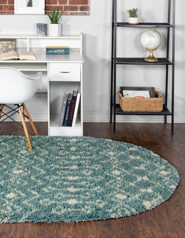  7' 10 x 10' Moroccan Trellis Shag Oval Rug