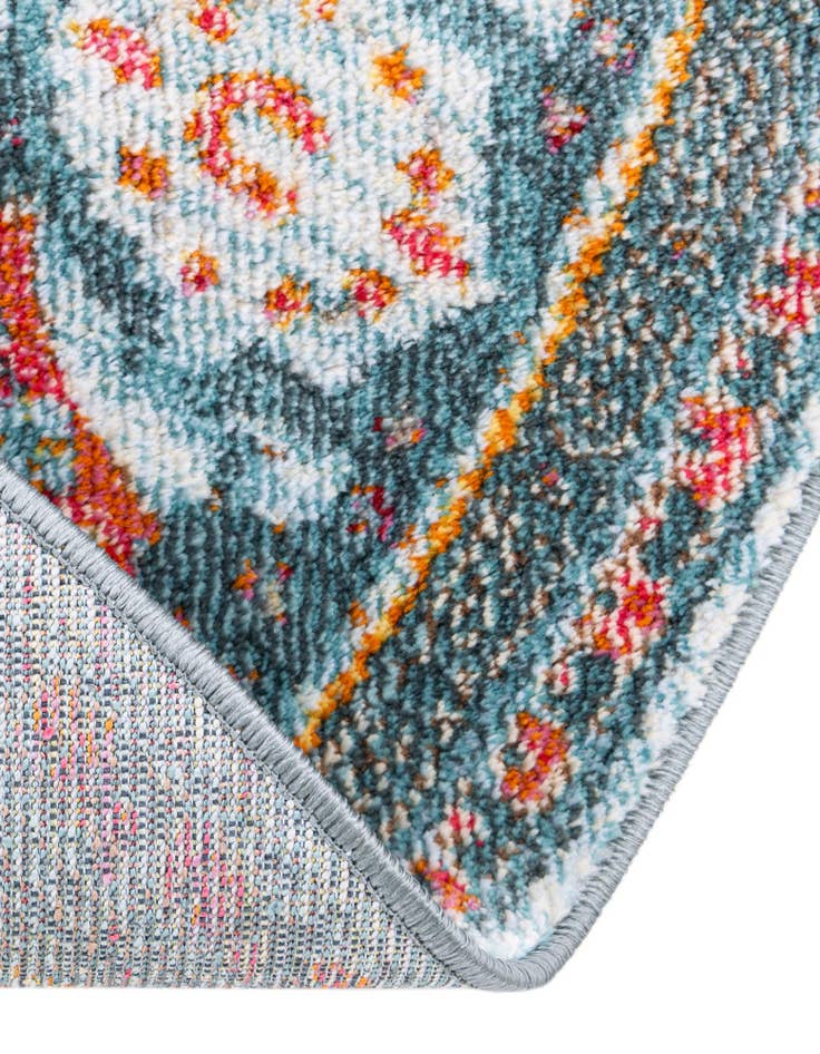 Detail image of  5' x 8' Santiago Oval Rug