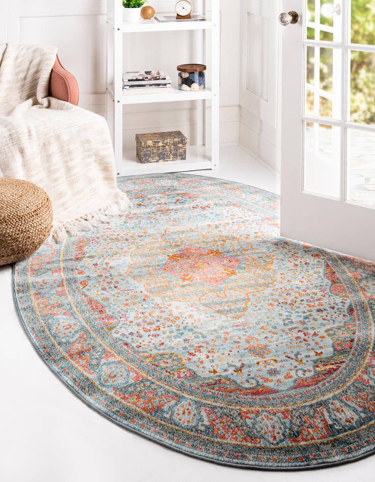 Detail image of  5' x 8' Santiago Oval Rug