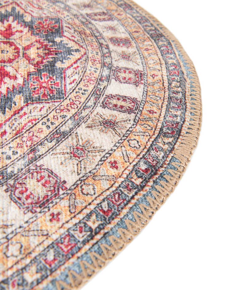 Detail image of  2' x 3' 1 Timeless Oval Rug