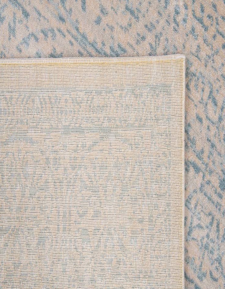 Detail image of  4' 10 x 8' Alexis Rug