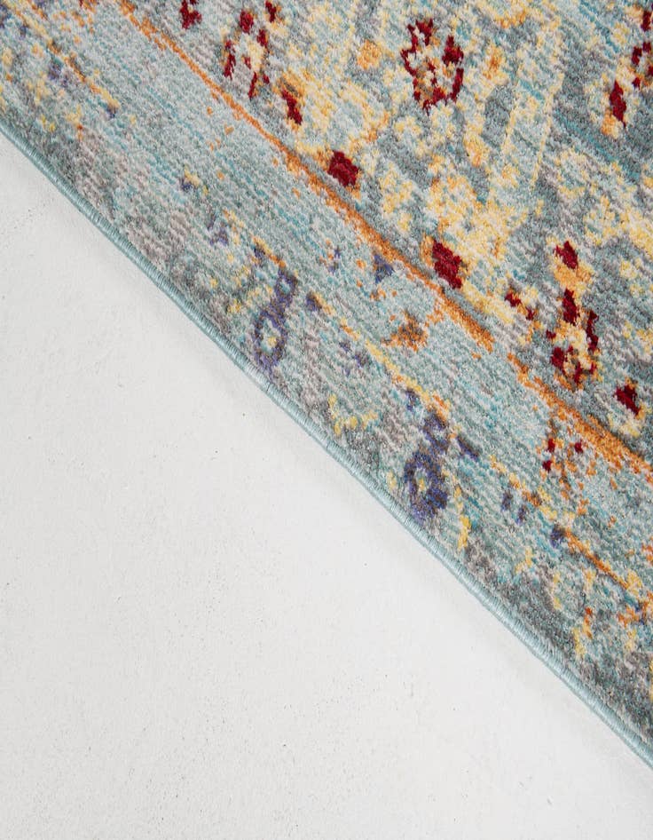 Detail image of  7' x 10' Alexis Rug