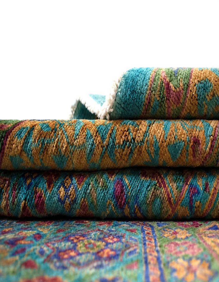 Detail image of  5' 10 x 7' 9 Amina Wool Rug