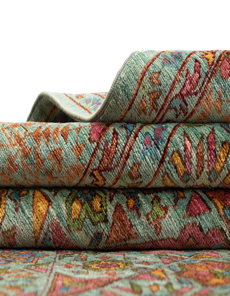 Detail image of  6' 9 x 9' 11 Amina Wool Rug