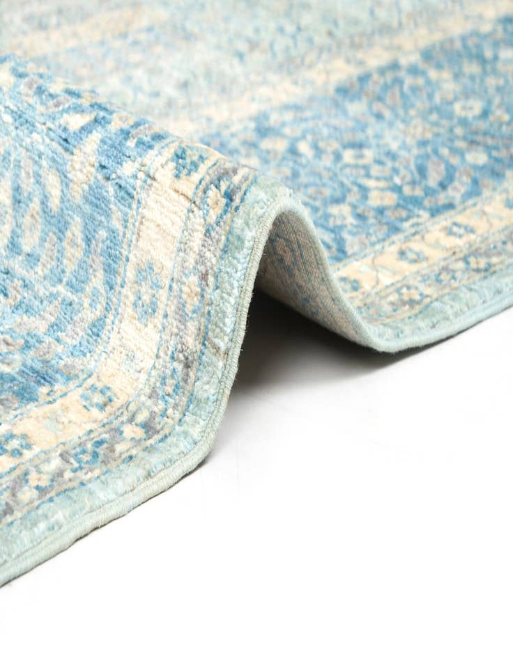 Detail image of  8' 8 x 11' 8  Hand Knotted Amina Rug