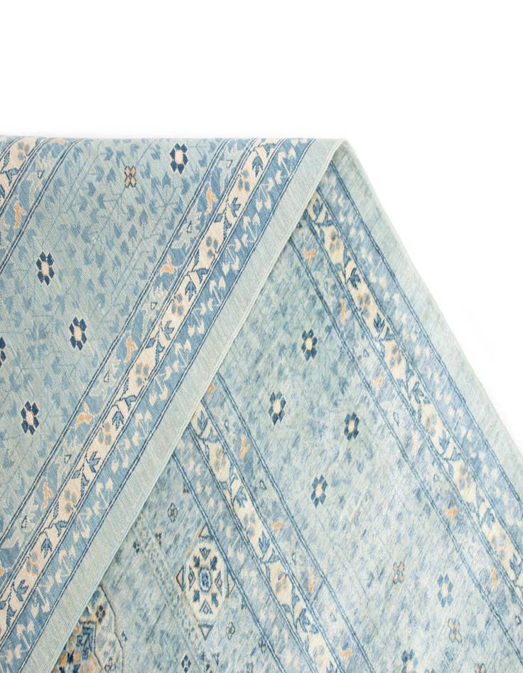 Detail image of  8' 11 x 11' 10  Hand Knotted Amina Rug