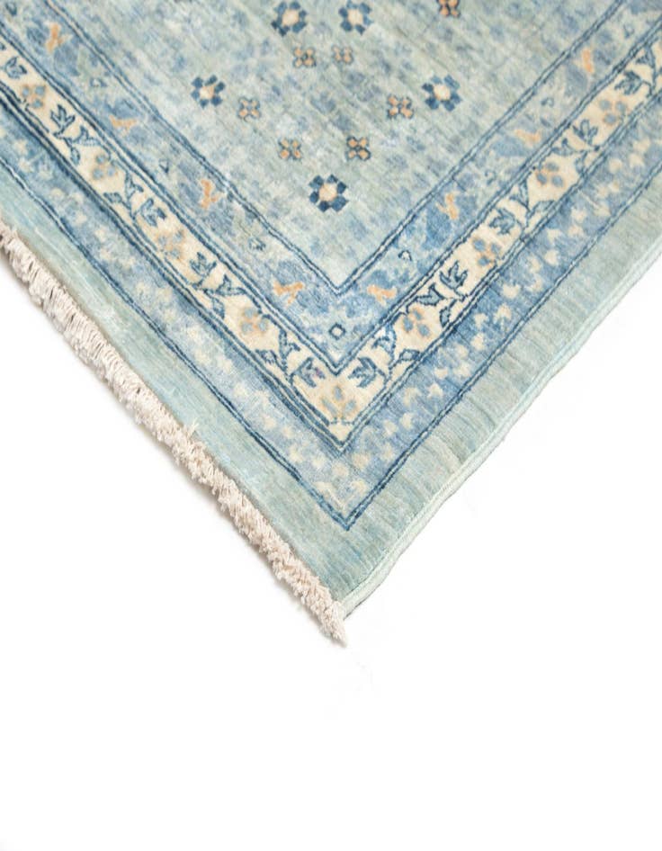 Detail image of  8' 11 x 11' 10  Hand Knotted Amina Rug