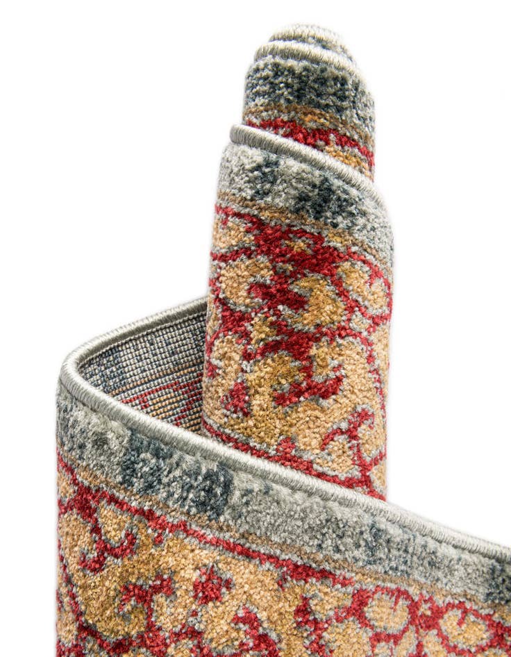 Detail image of  7' x 10' Amina Rug