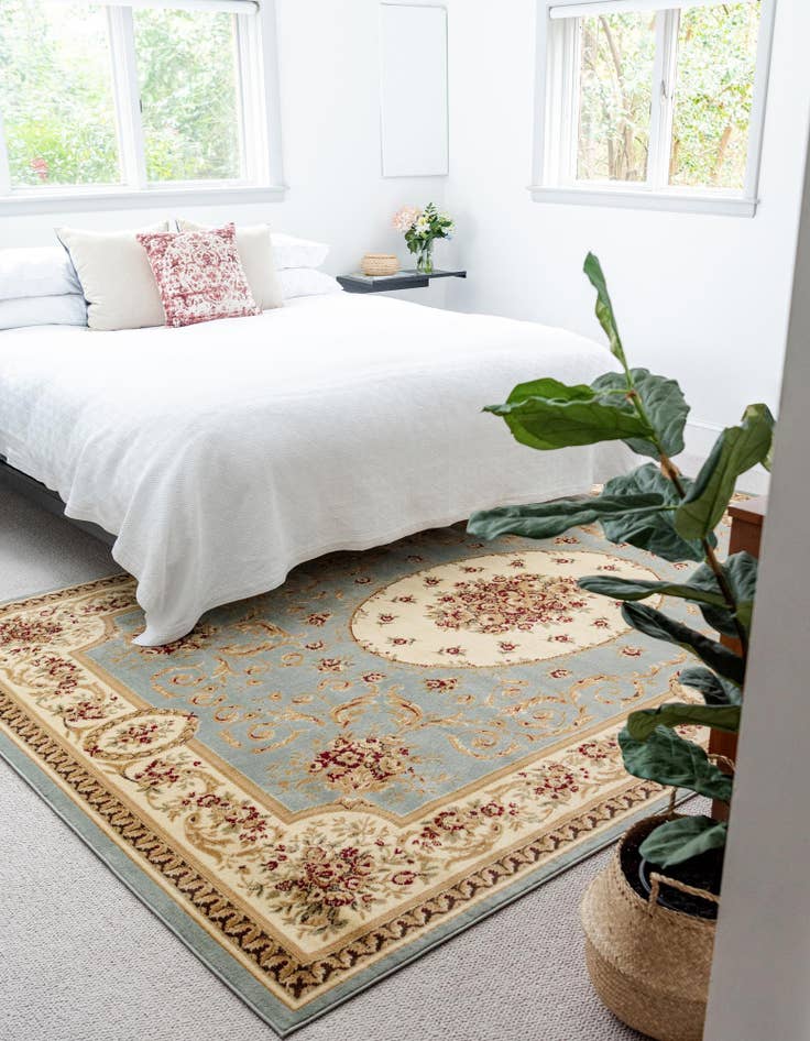 Detail image of  7' x 10' Chateau Rug