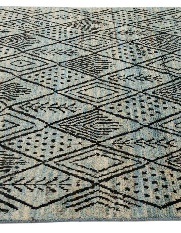 Detail image of  6' 6 x 9' 2  Hand Knotted Darya Wool Rug