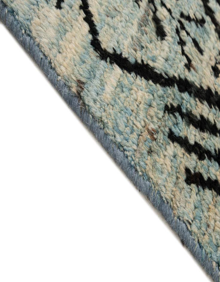 Detail image of  6' 6 x 9' 2  Hand Knotted Darya Wool Rug