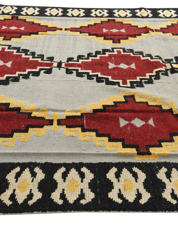 Detail image of  8' 4 x 10' 6  Hand Knotted Darya Wool Rug