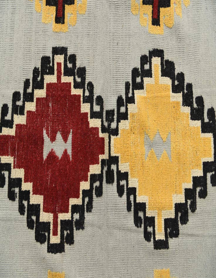 Detail image of  8' 4 x 10' 6  Hand Knotted Darya Wool Rug