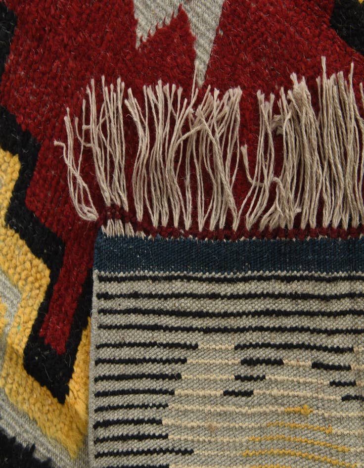 Detail image of  8' 4 x 10' 6  Hand Knotted Darya Wool Rug