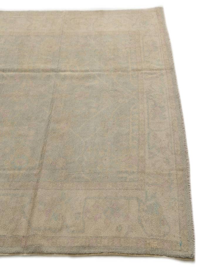 Detail image of  6' x 8' 9  Hand Knotted Darya Wool Rug