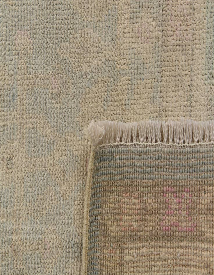 Detail image of  6' x 8' 9  Hand Knotted Darya Wool Rug