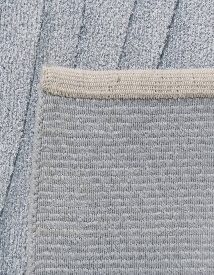 Detail image of  6' 7 x 9' 9  Hand Knotted Darya Wool Rug