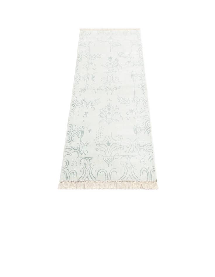 Detail image of  2' 7 x 4' 8  Hand Knotted Darya Wool Rug